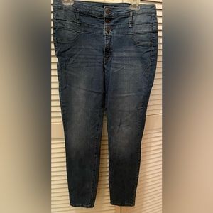 Women’s Refuge jeans. Dark blue distressed. Size 10.